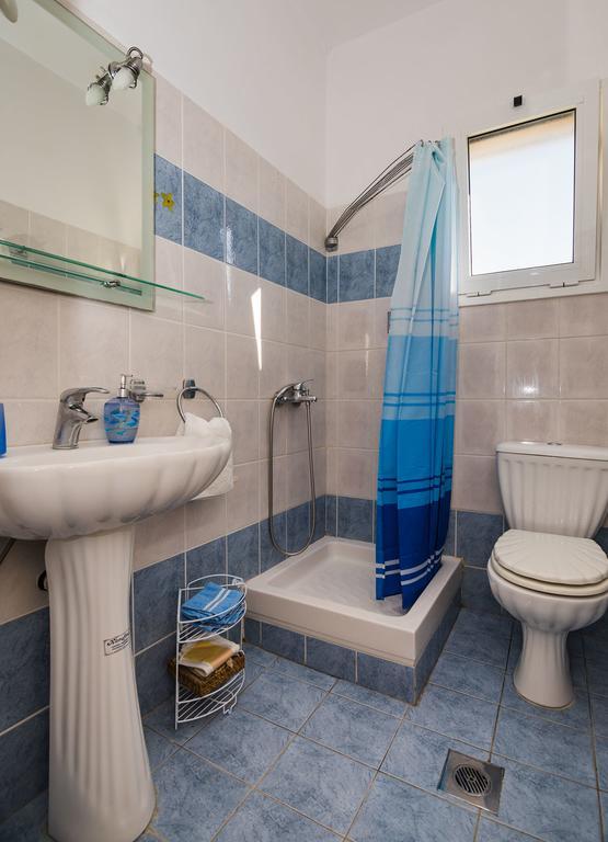 Maria'S House Apartment Кателиос Екстериор снимка
