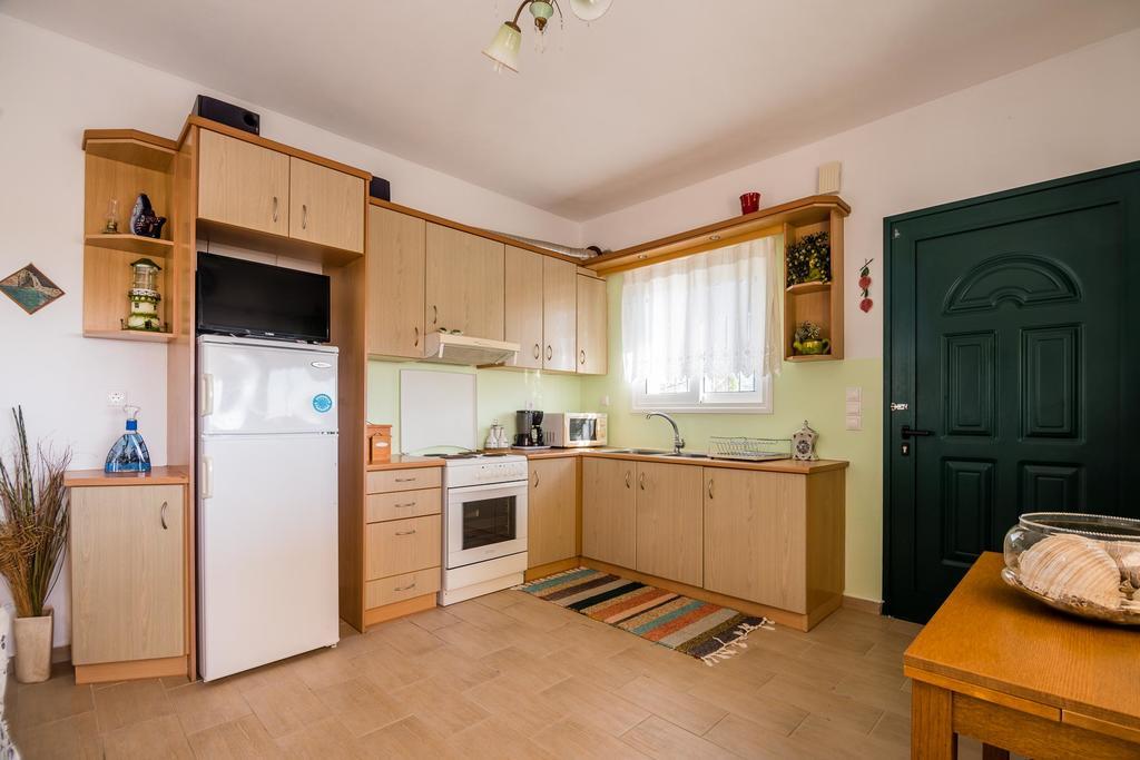Maria'S House Apartment Кателиос Екстериор снимка