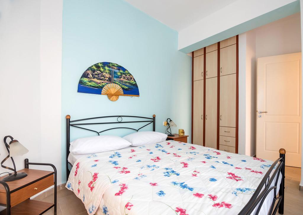 Maria'S House Apartment Кателиос Екстериор снимка