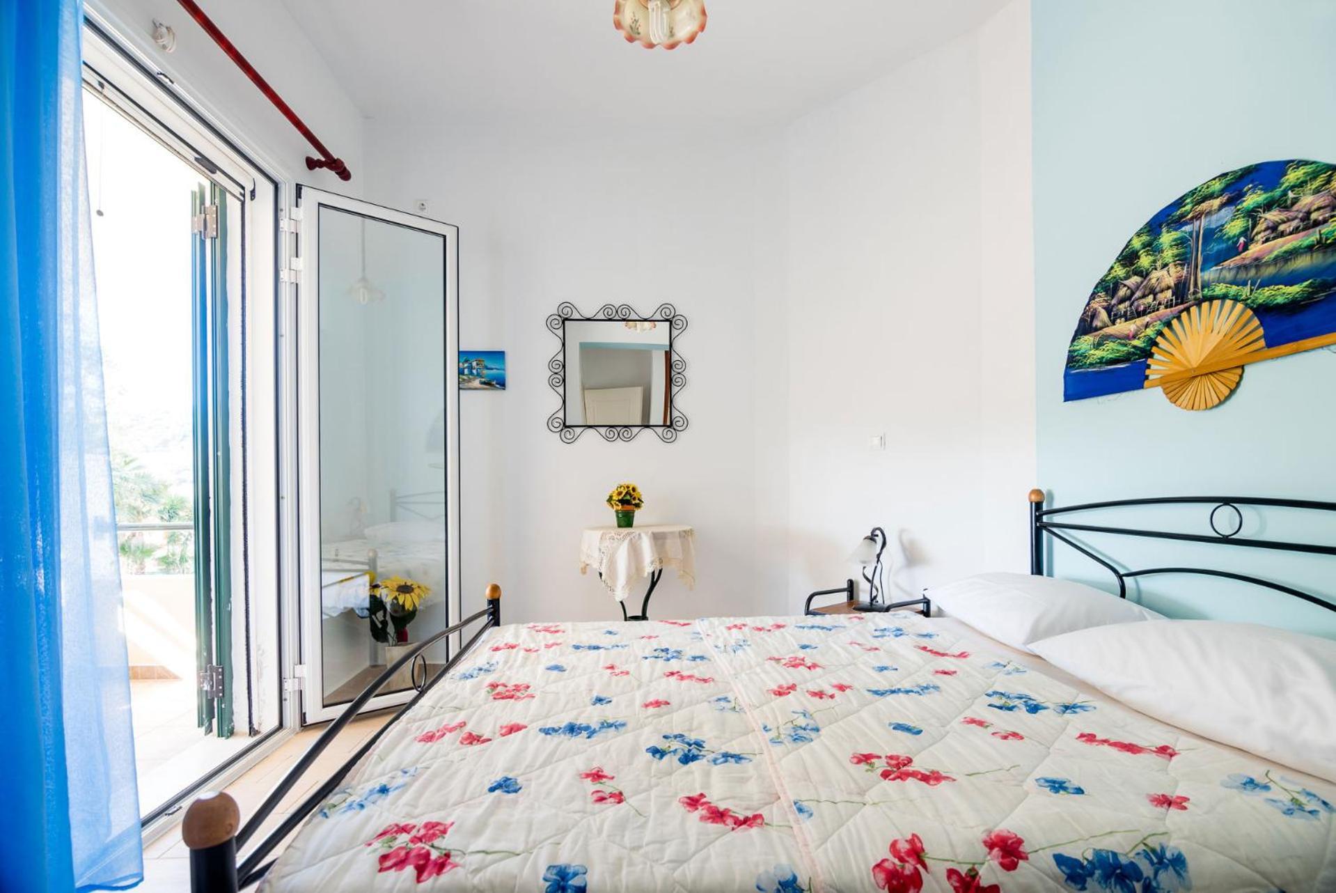 Maria'S House Apartment Кателиос Екстериор снимка